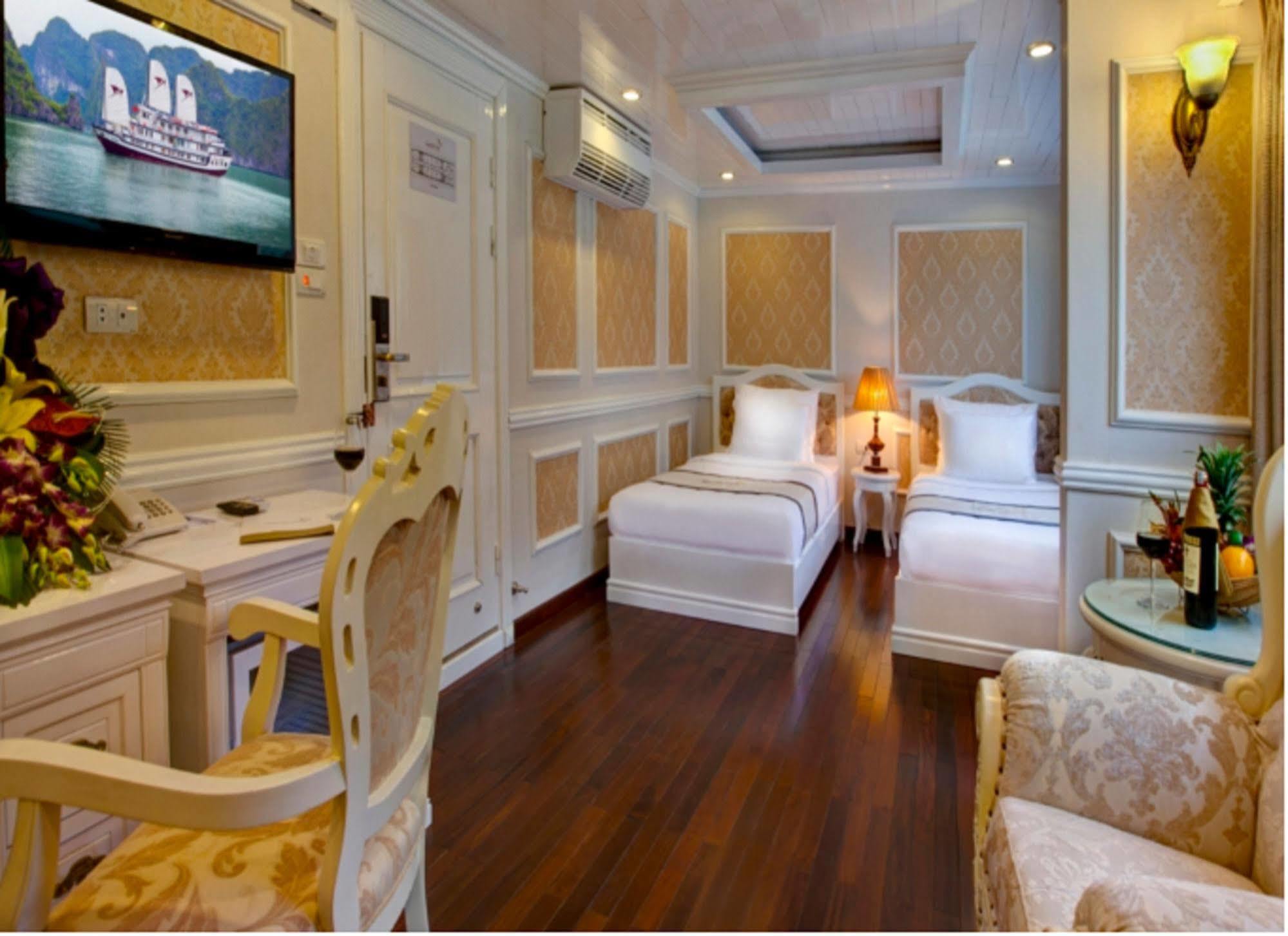 Signature Halong Cruise ها لونغ المظهر الخارجي الصورة