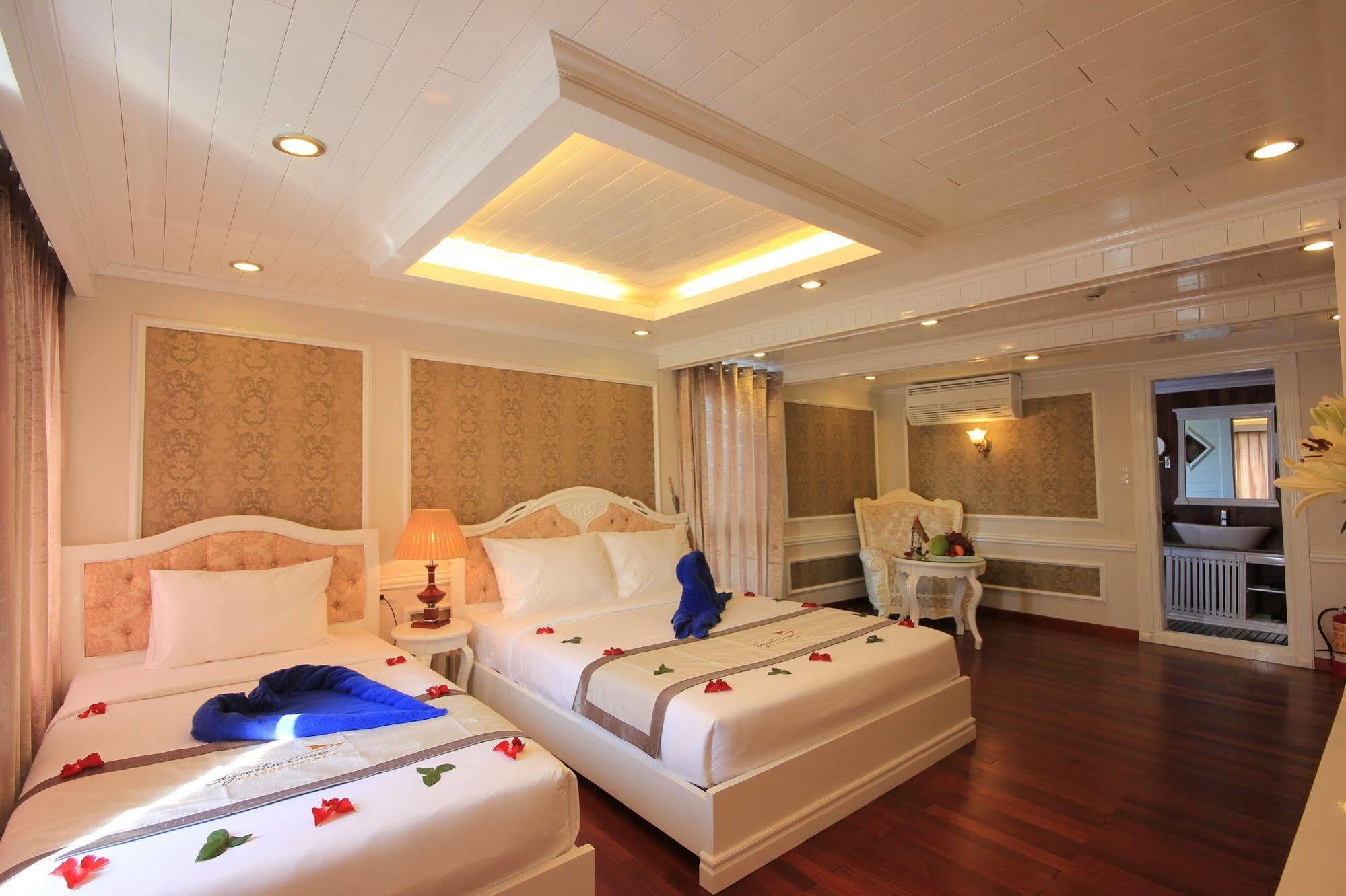 Signature Halong Cruise ها لونغ المظهر الخارجي الصورة